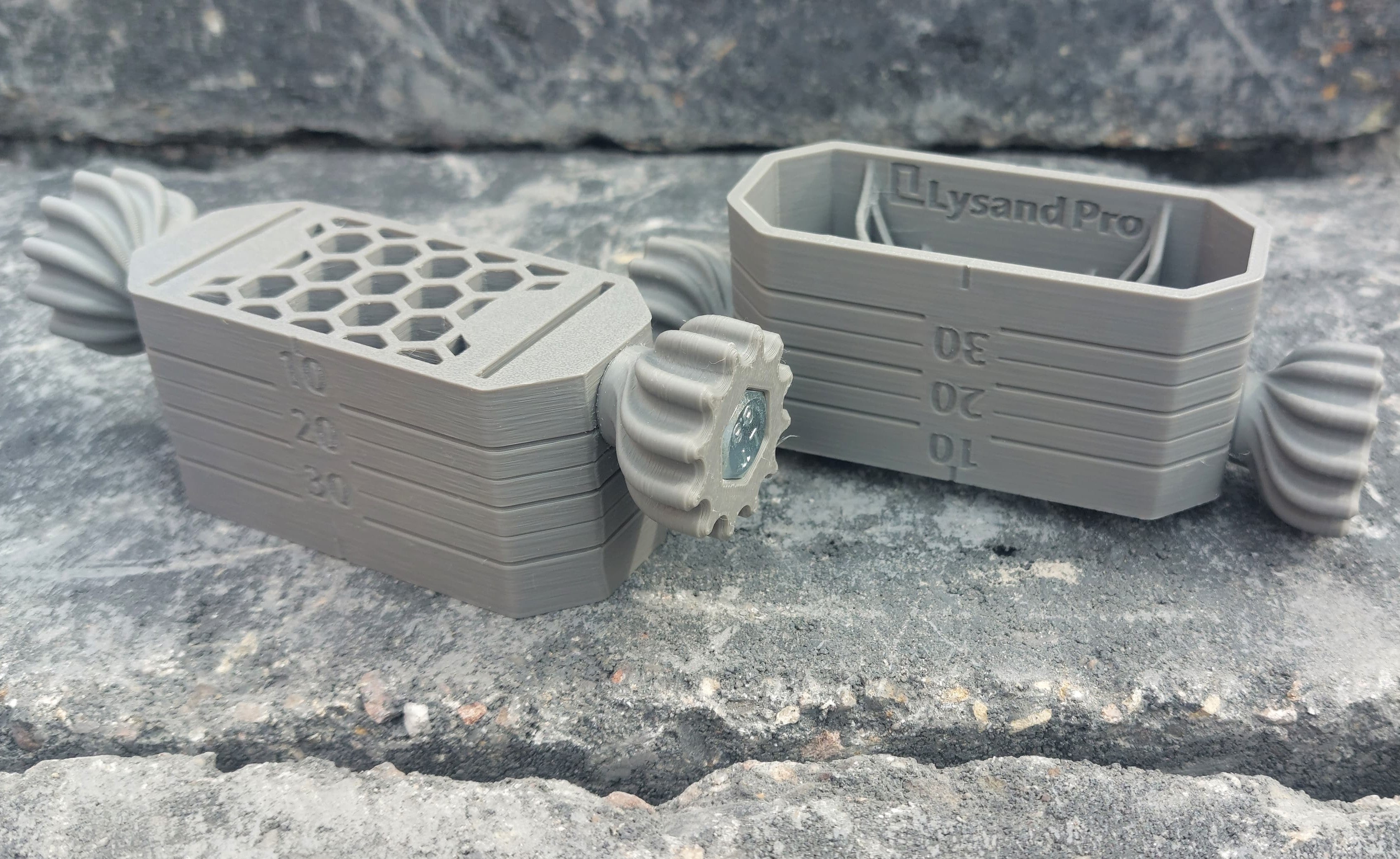 Uchwyt do poziomowania sufitu CD60 / Wieszak ES