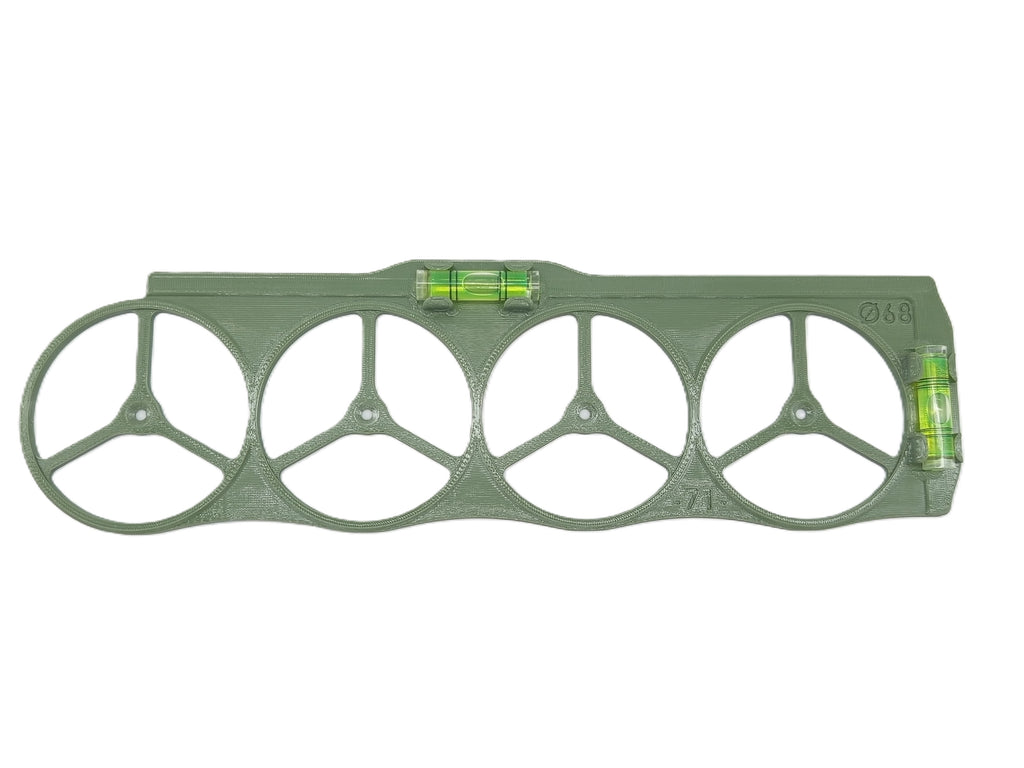 Szablony z poziomicami do wymiarowania otworów puszek elektrycznych / gniazdek Ø68 mm, 3 szt.